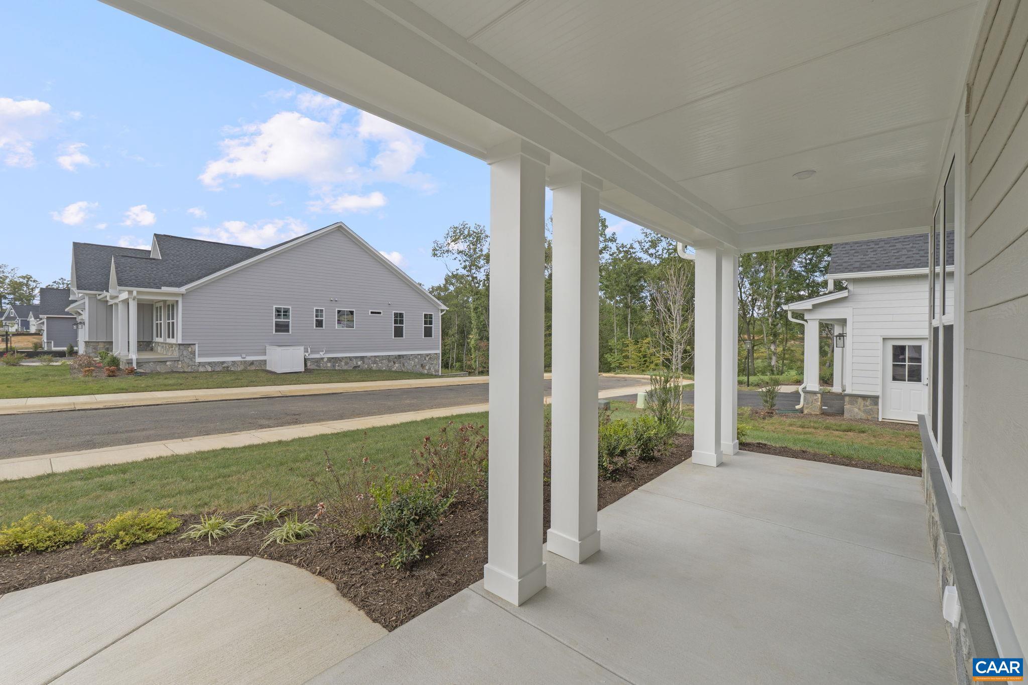 SPRING CREEK - Residential