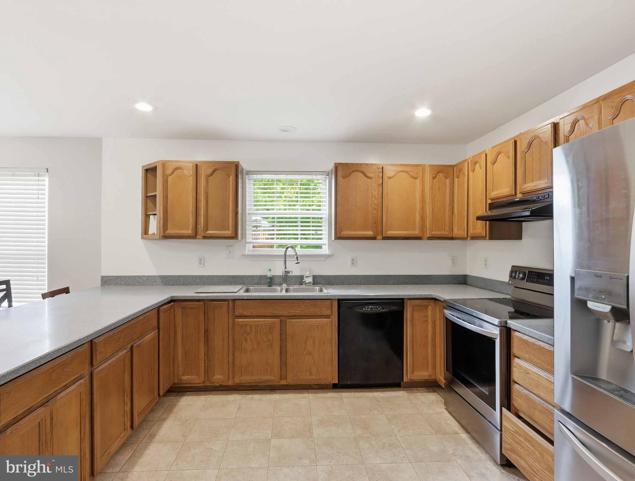 SILVER SANDS - Residential