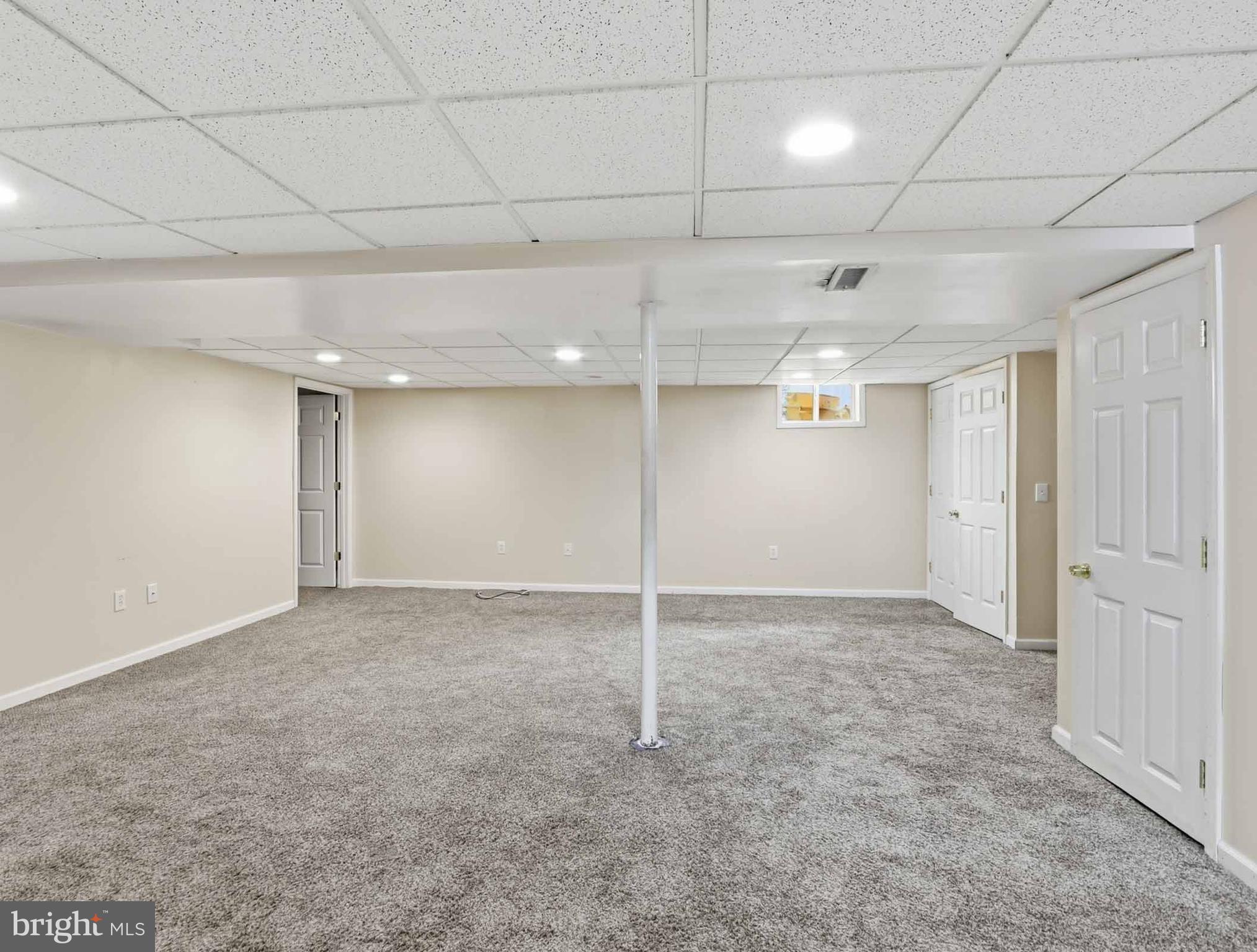 SILVER SANDS - Residential
