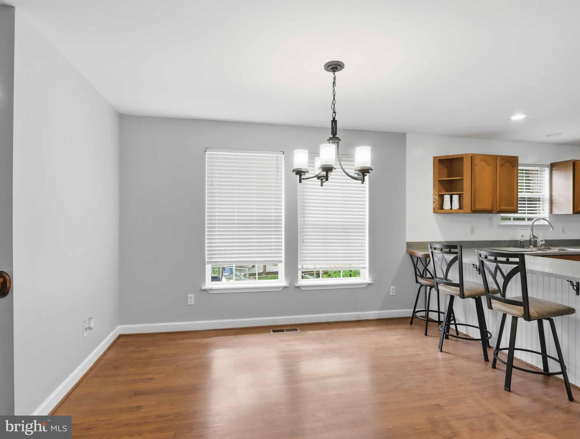 SILVER SANDS - Residential