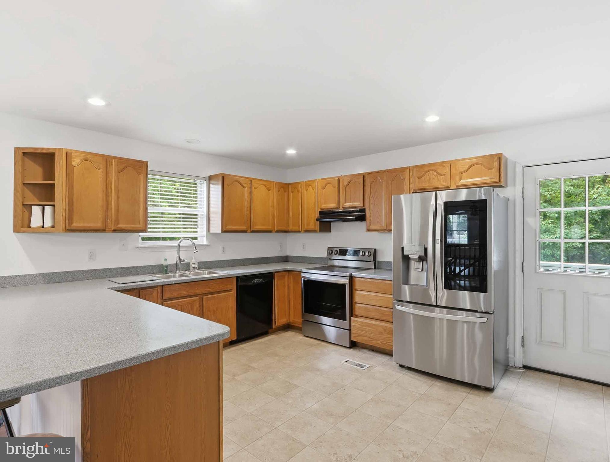 SILVER SANDS - Residential