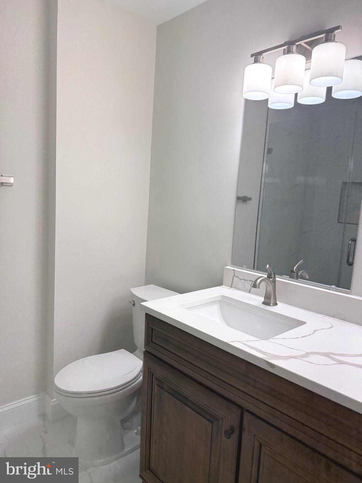 ROLLING RIDGE - Residential Lease