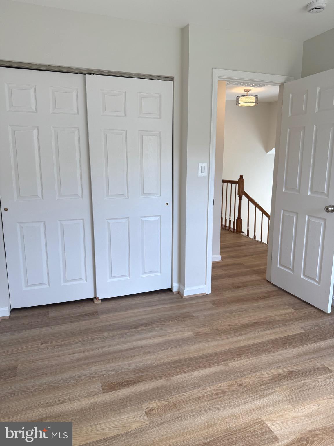 ROLLING RIDGE - Residential Lease