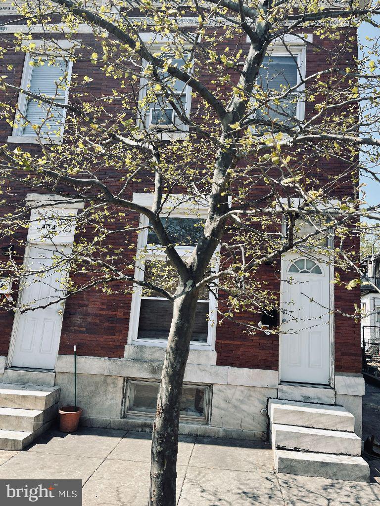A wonderful opportunity to own this brick end of the group townhome in  Elwood Park community. Home features an open floor plan with formal living room, an eat-in kitchen, three spacious bedrooms and a full basement with plenty of living space and room for storage.  A convenient location - close to hospitals, schools, market, restaurant and public transportation. A few minutes away from Downtown Baltimore! This property may qualify for Seller Financing (Vendee).  If Property was built prior to 1978, Lead Based Paint potentially exists.