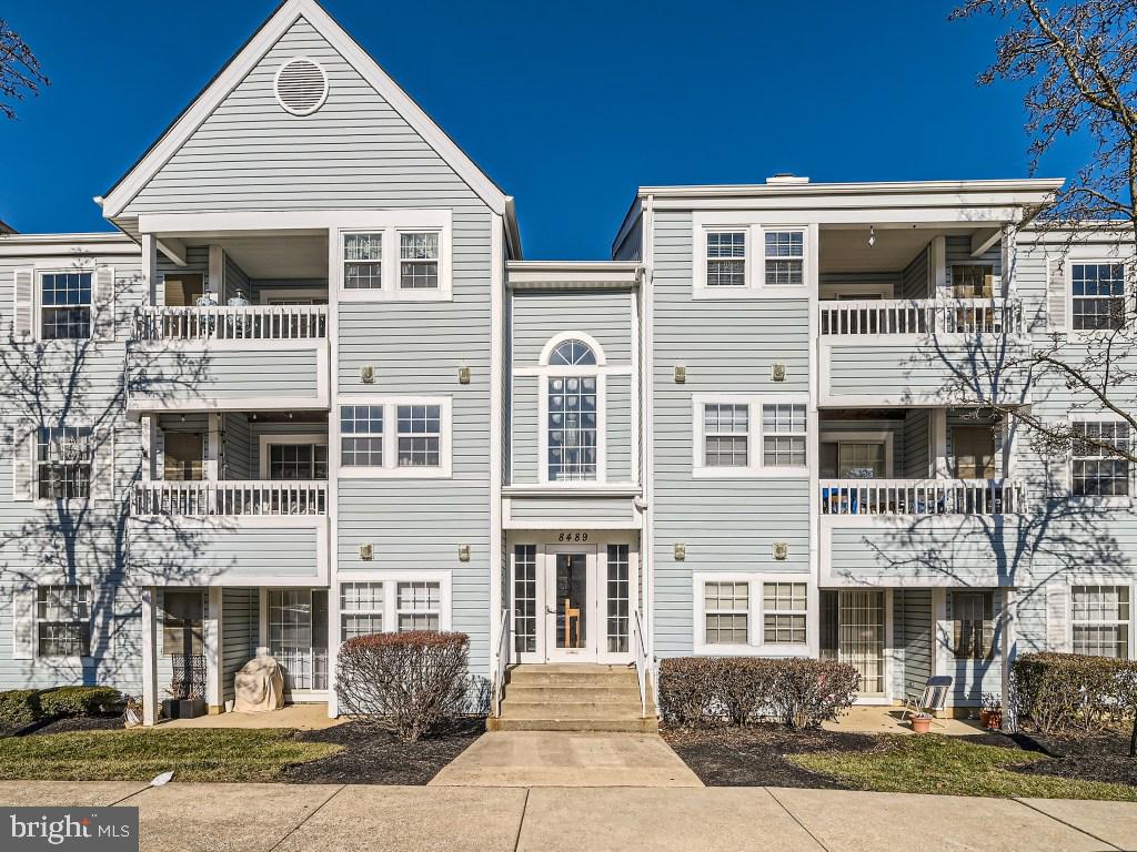 VILLAGE OF MONTGOMERY RUN - Residential