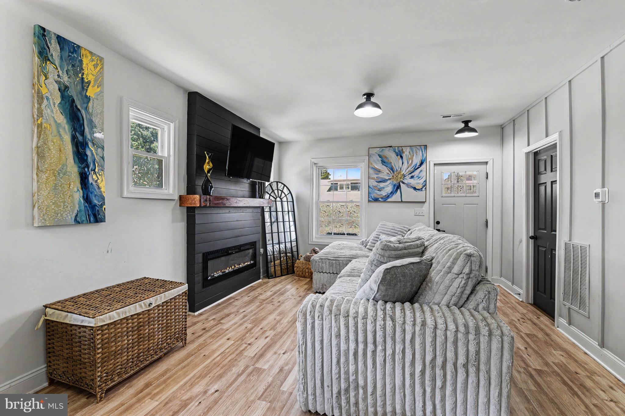 MOUNT WASHINGTON - Residential