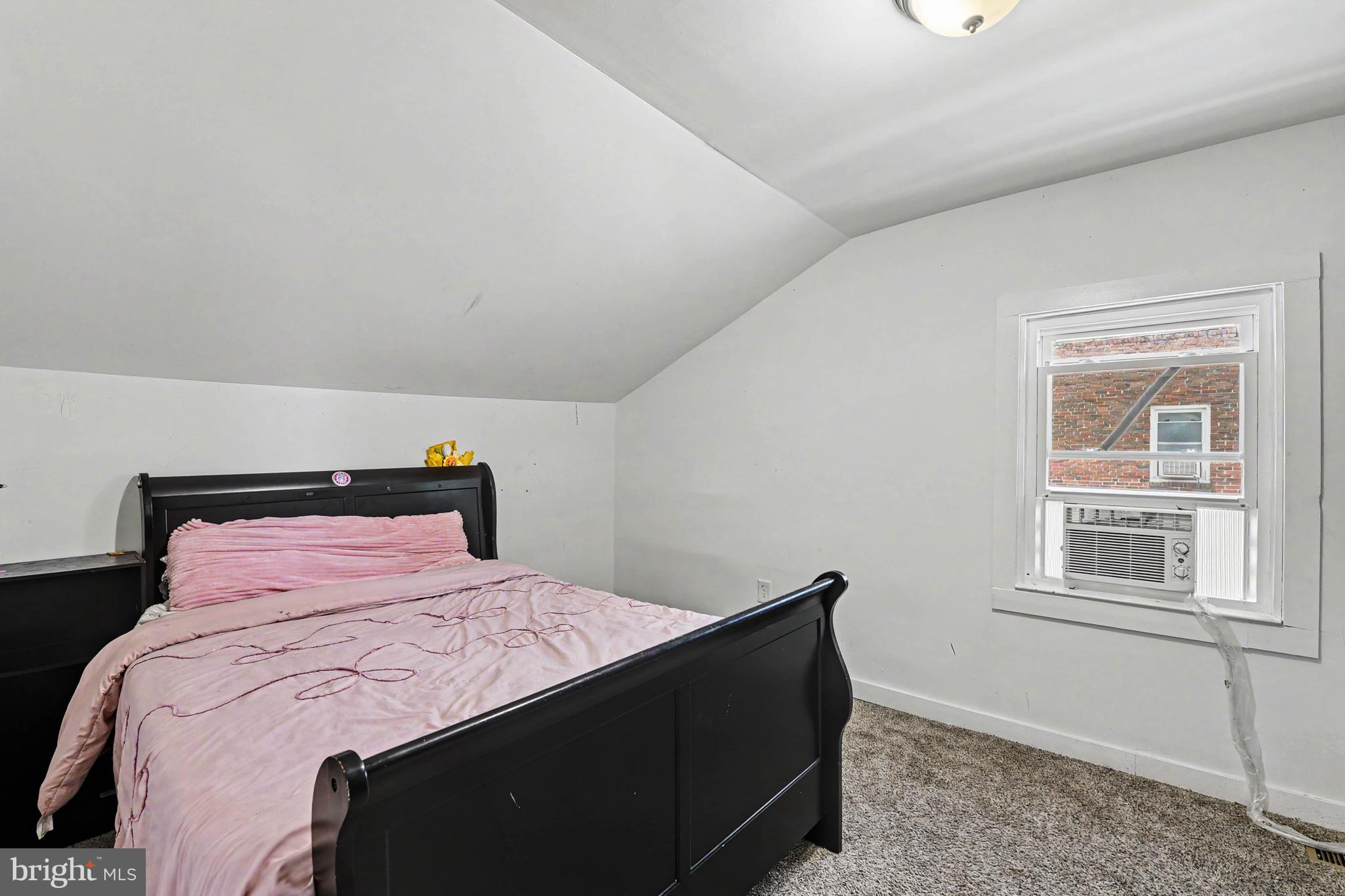 MOUNT WASHINGTON - Residential