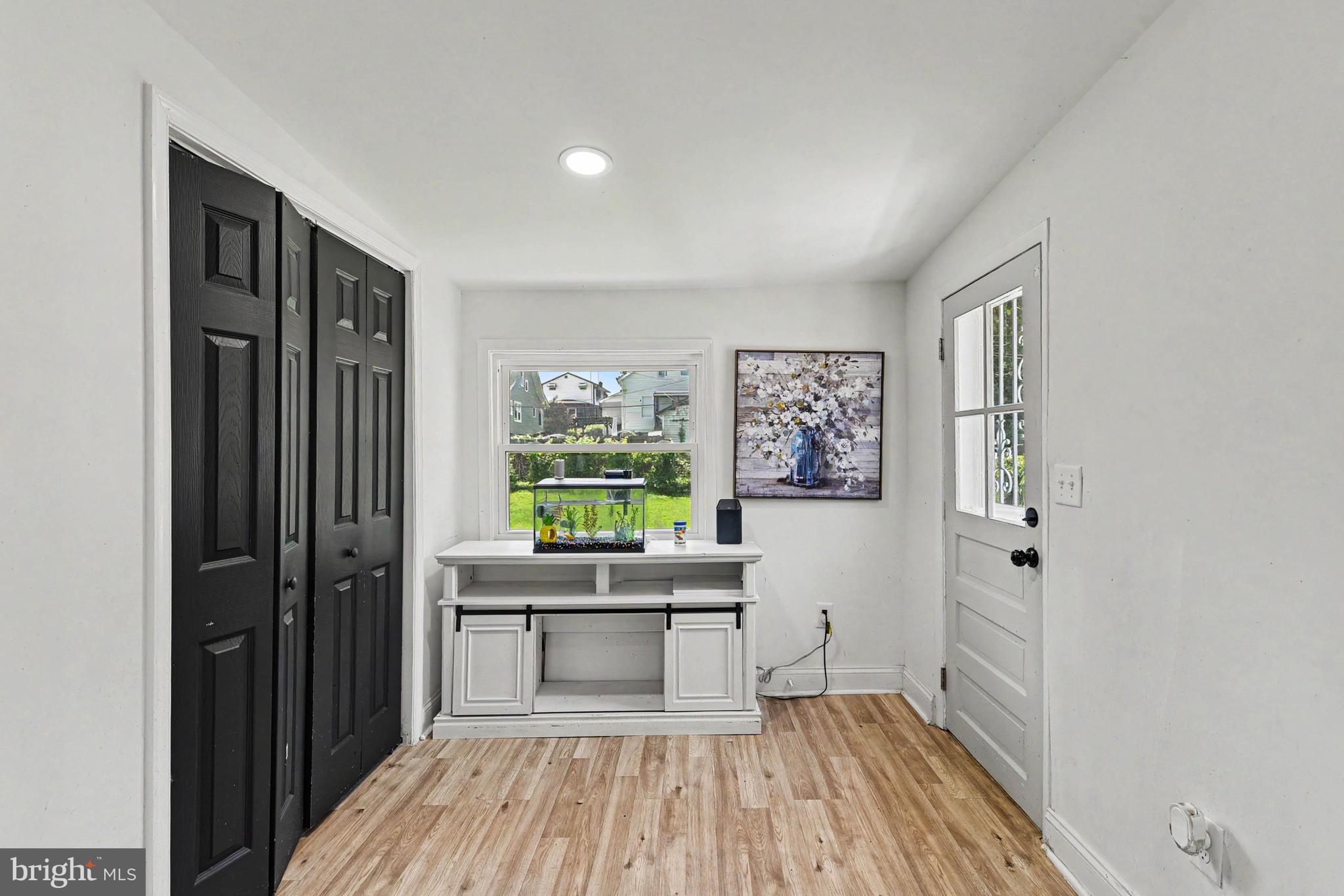 MOUNT WASHINGTON - Residential