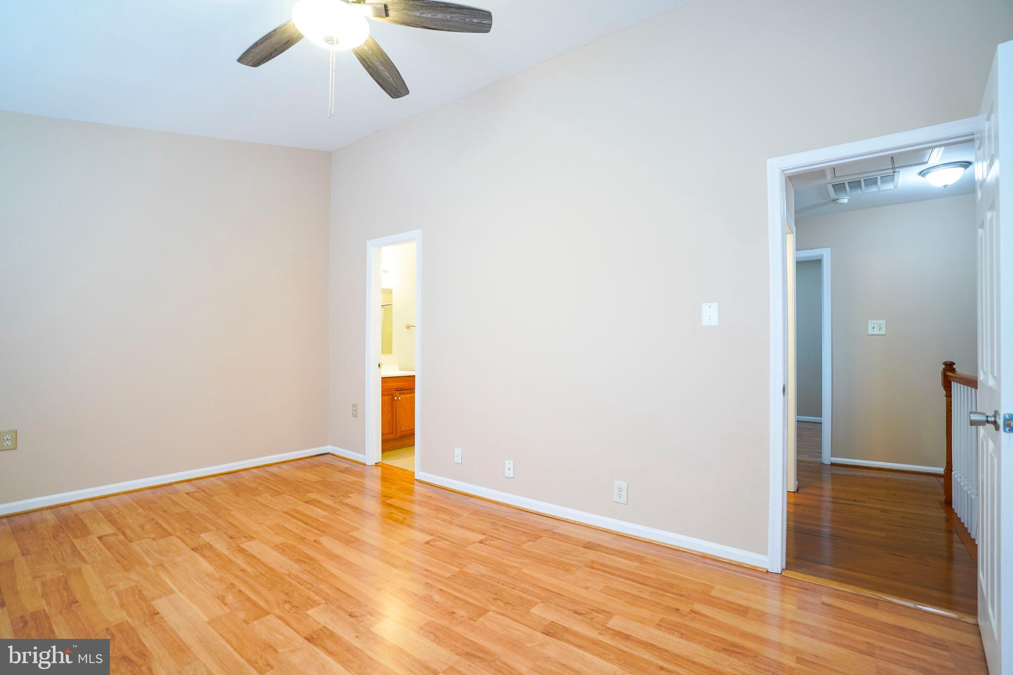 STONINGTON - Residential
