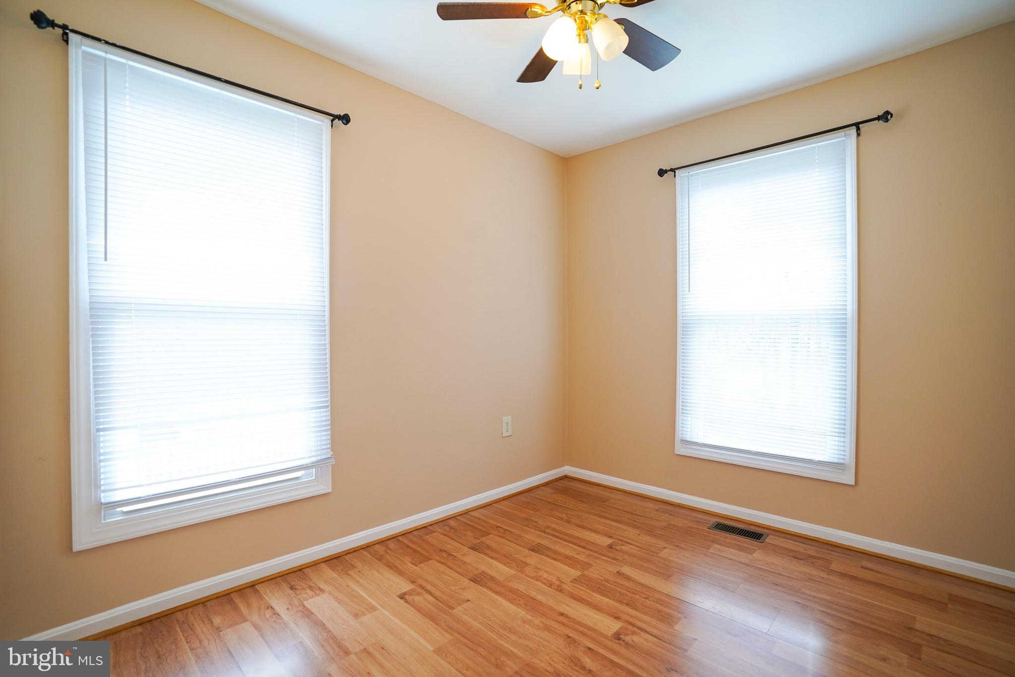 STONINGTON - Residential