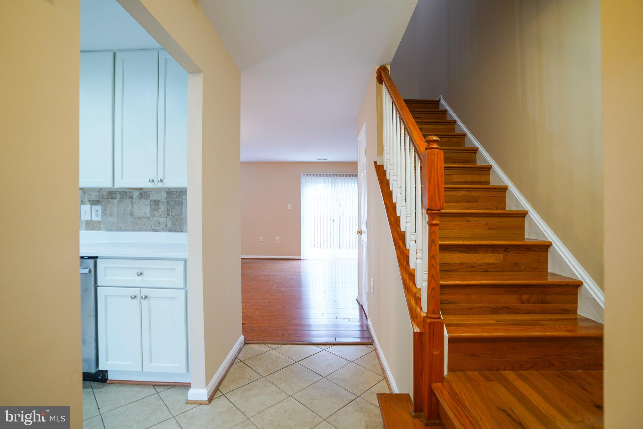 STONINGTON - Residential
