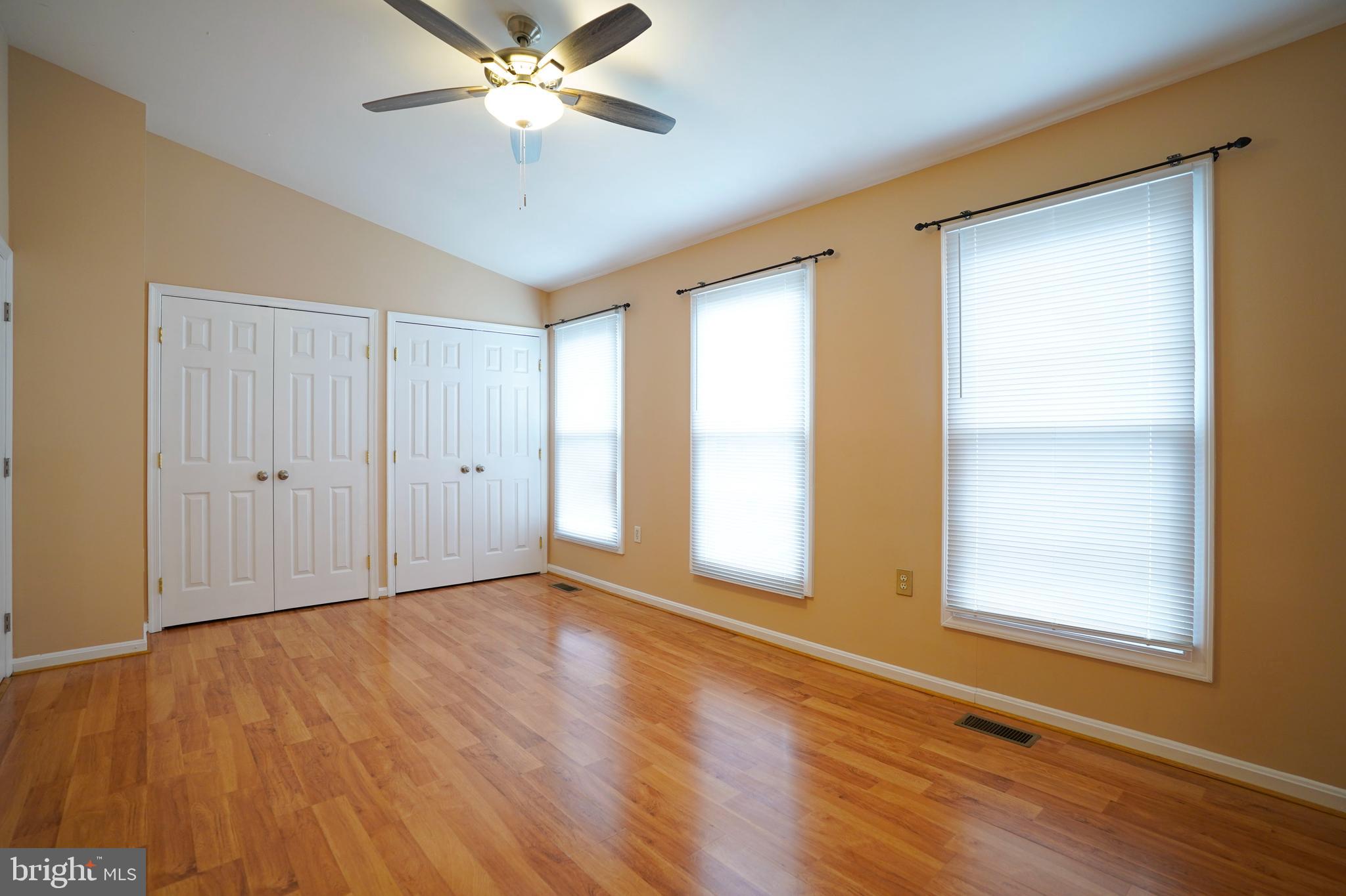 STONINGTON - Residential