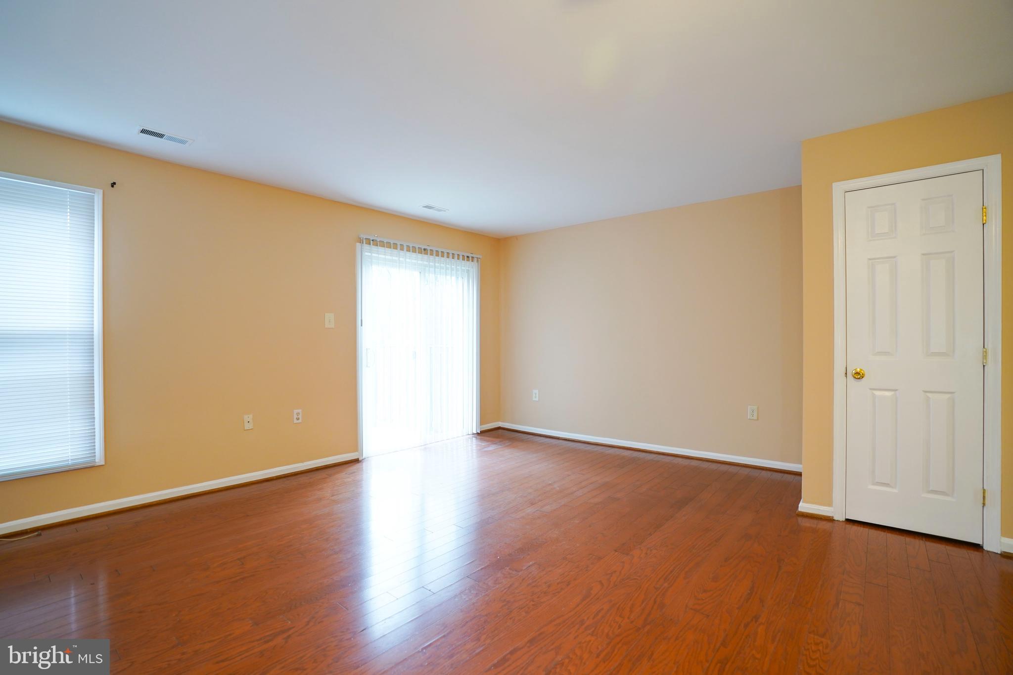 STONINGTON - Residential