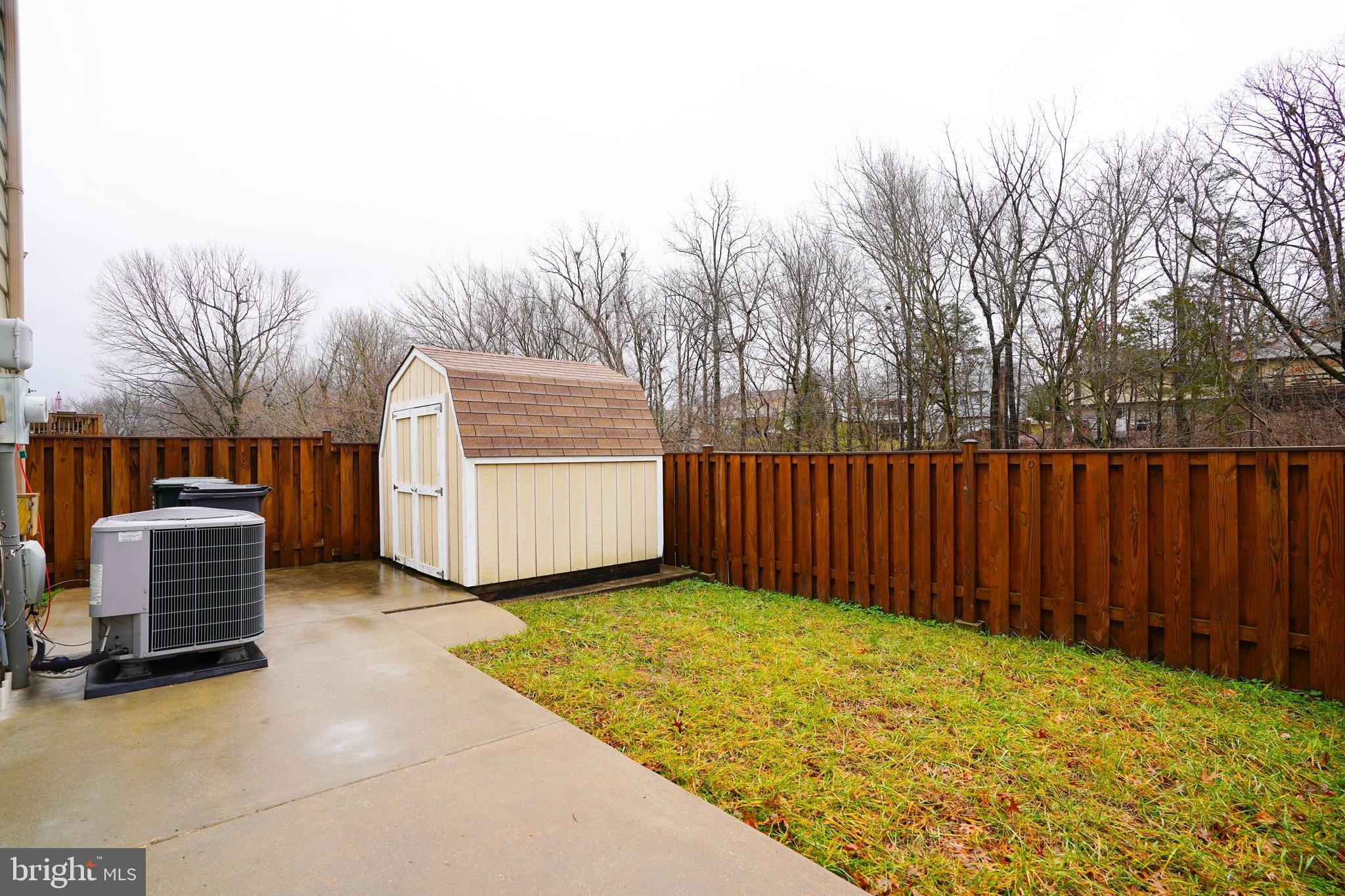 STONINGTON - Residential