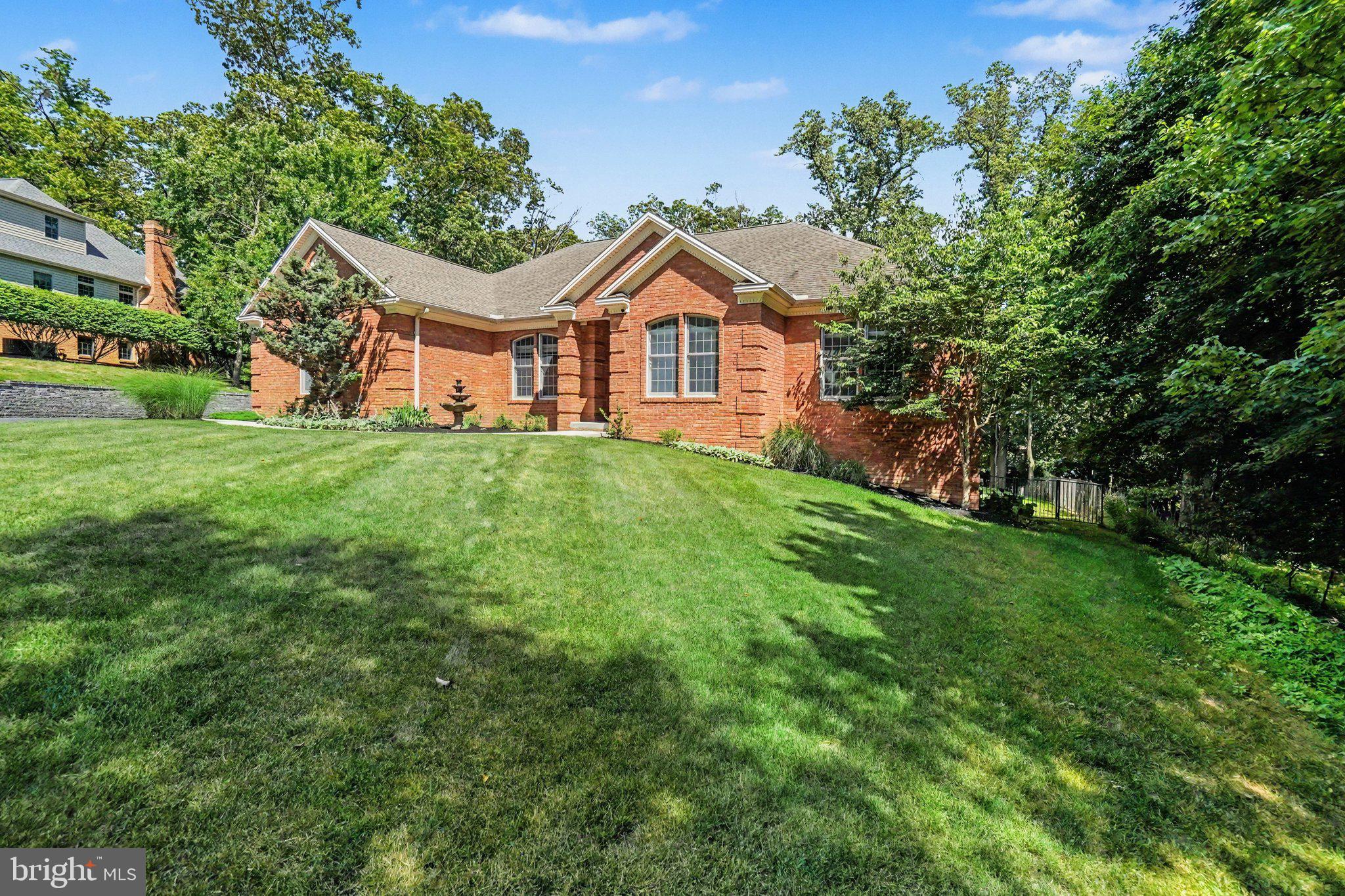 MOUNTAINDALE - Residential