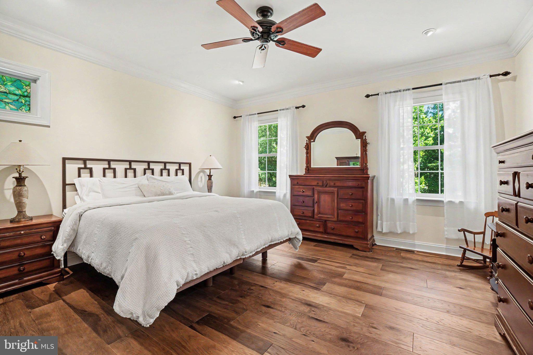 MOUNTAINDALE - Residential