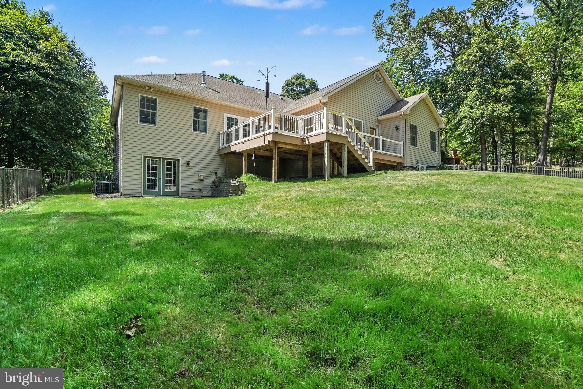 MOUNTAINDALE - Residential