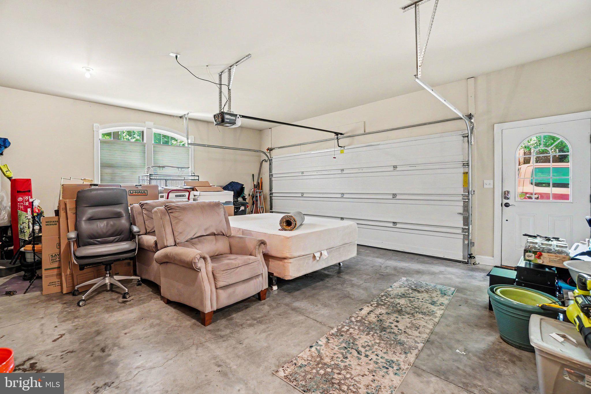 MOUNTAINDALE - Residential