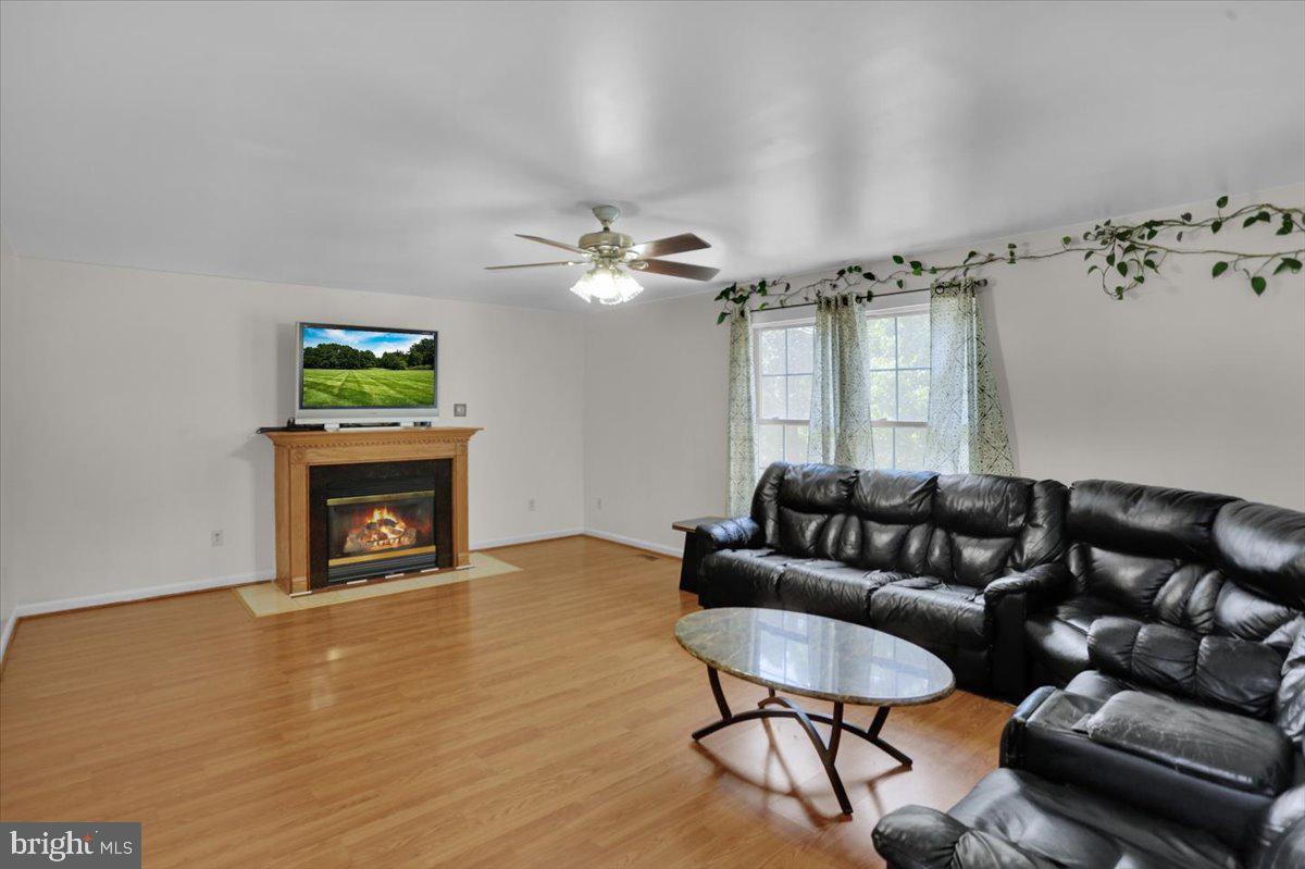 SUNNYSIDE - Residential