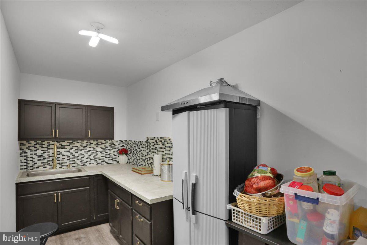 SUNNYSIDE - Residential