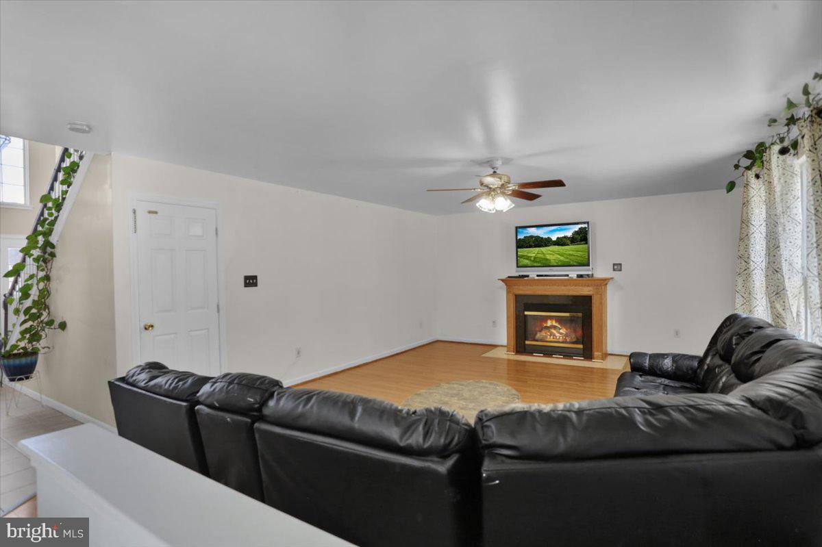 SUNNYSIDE - Residential