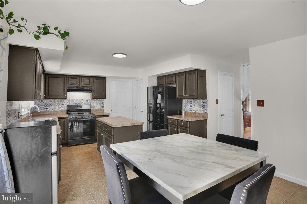 SUNNYSIDE - Residential
