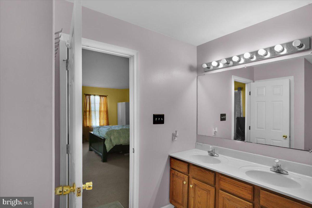 SUNNYSIDE - Residential