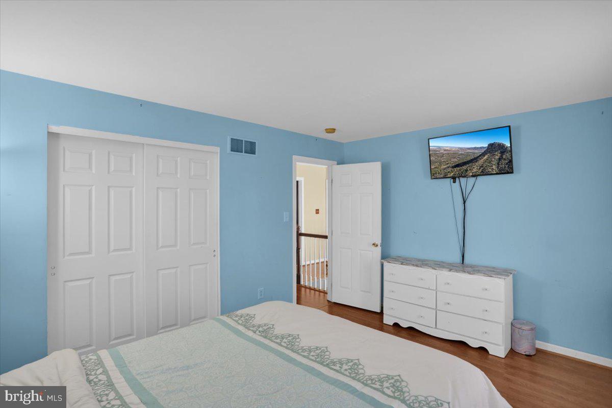 SUNNYSIDE - Residential