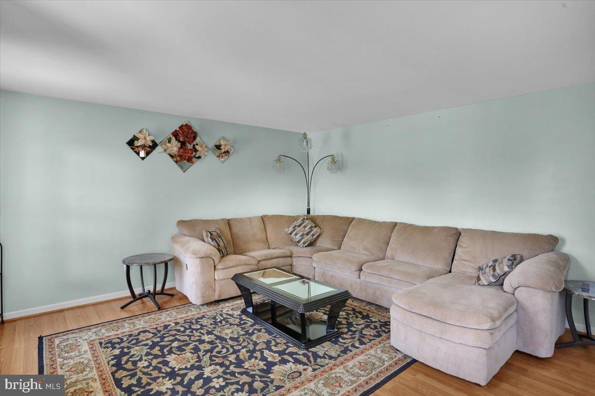 SUNNYSIDE - Residential