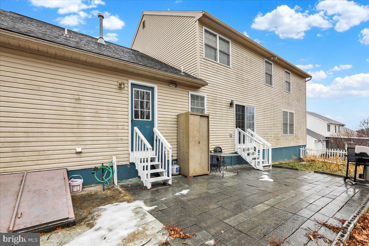 SUNNYSIDE - Residential