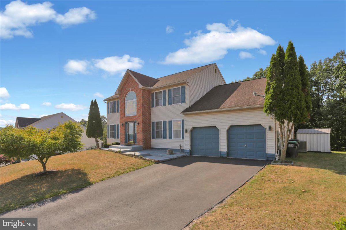 SUNNYSIDE - Residential