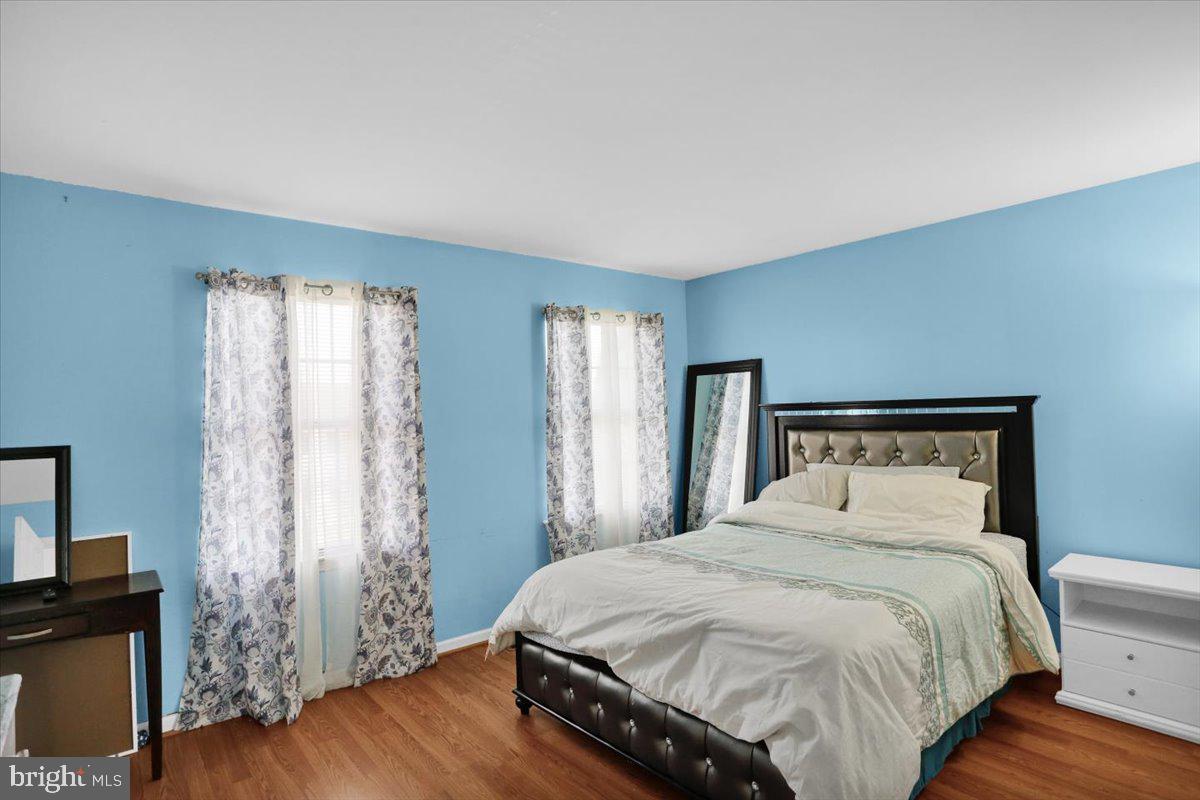 SUNNYSIDE - Residential