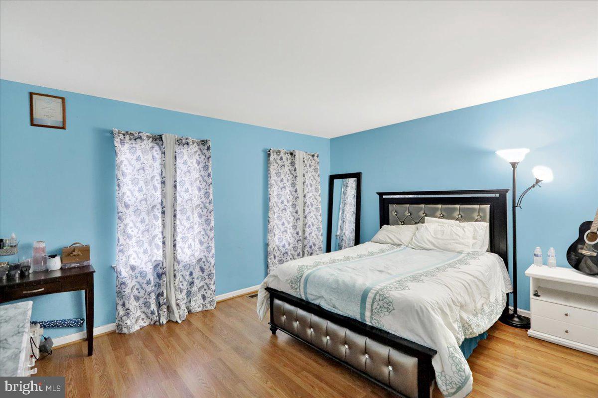 SUNNYSIDE - Residential