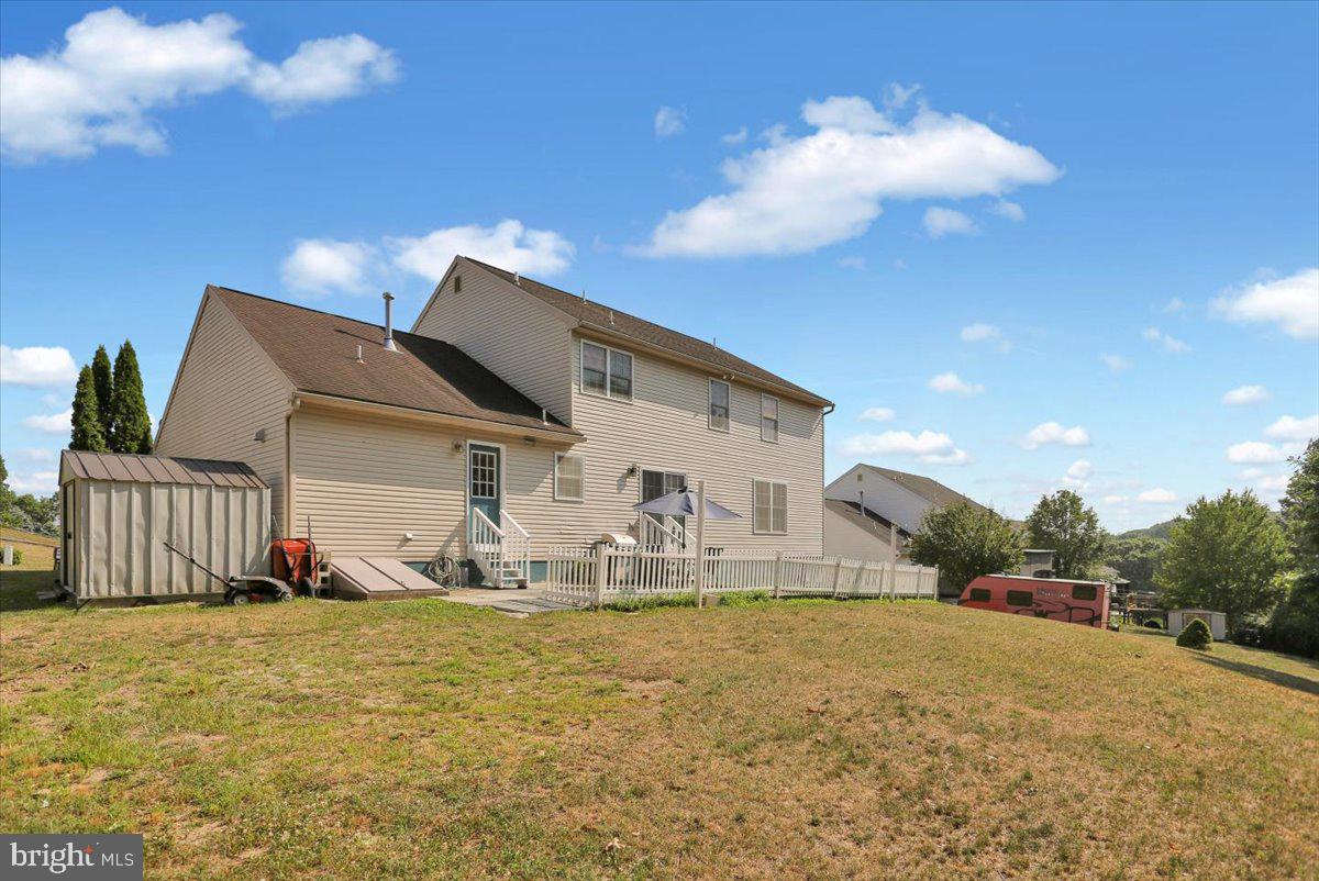SUNNYSIDE - Residential