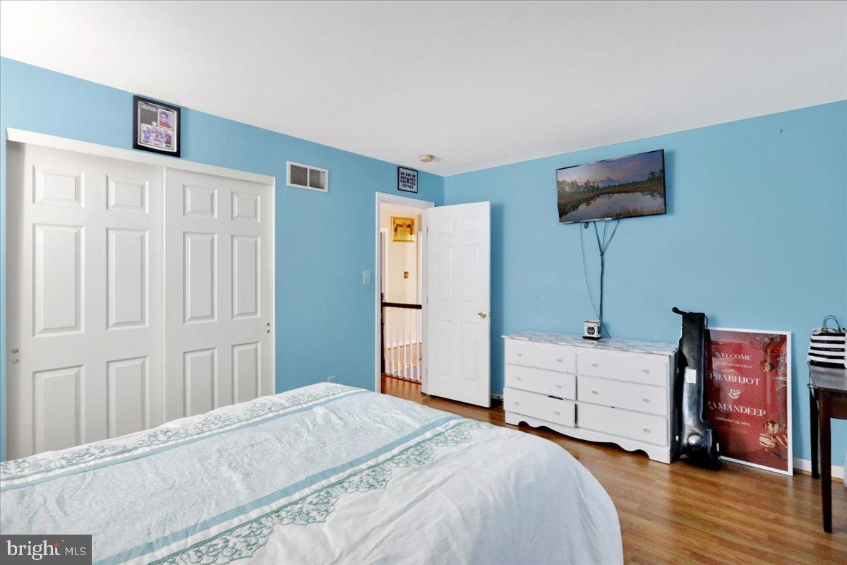 SUNNYSIDE - Residential