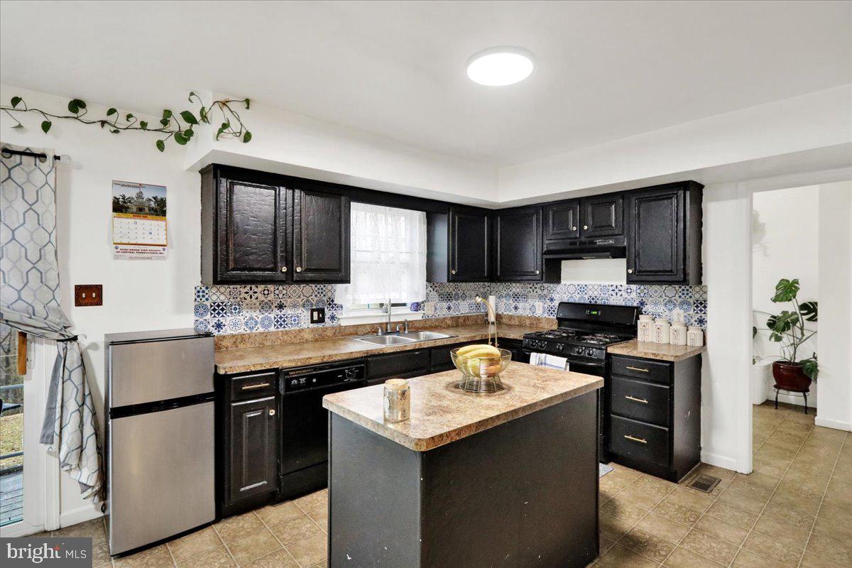 SUNNYSIDE - Residential