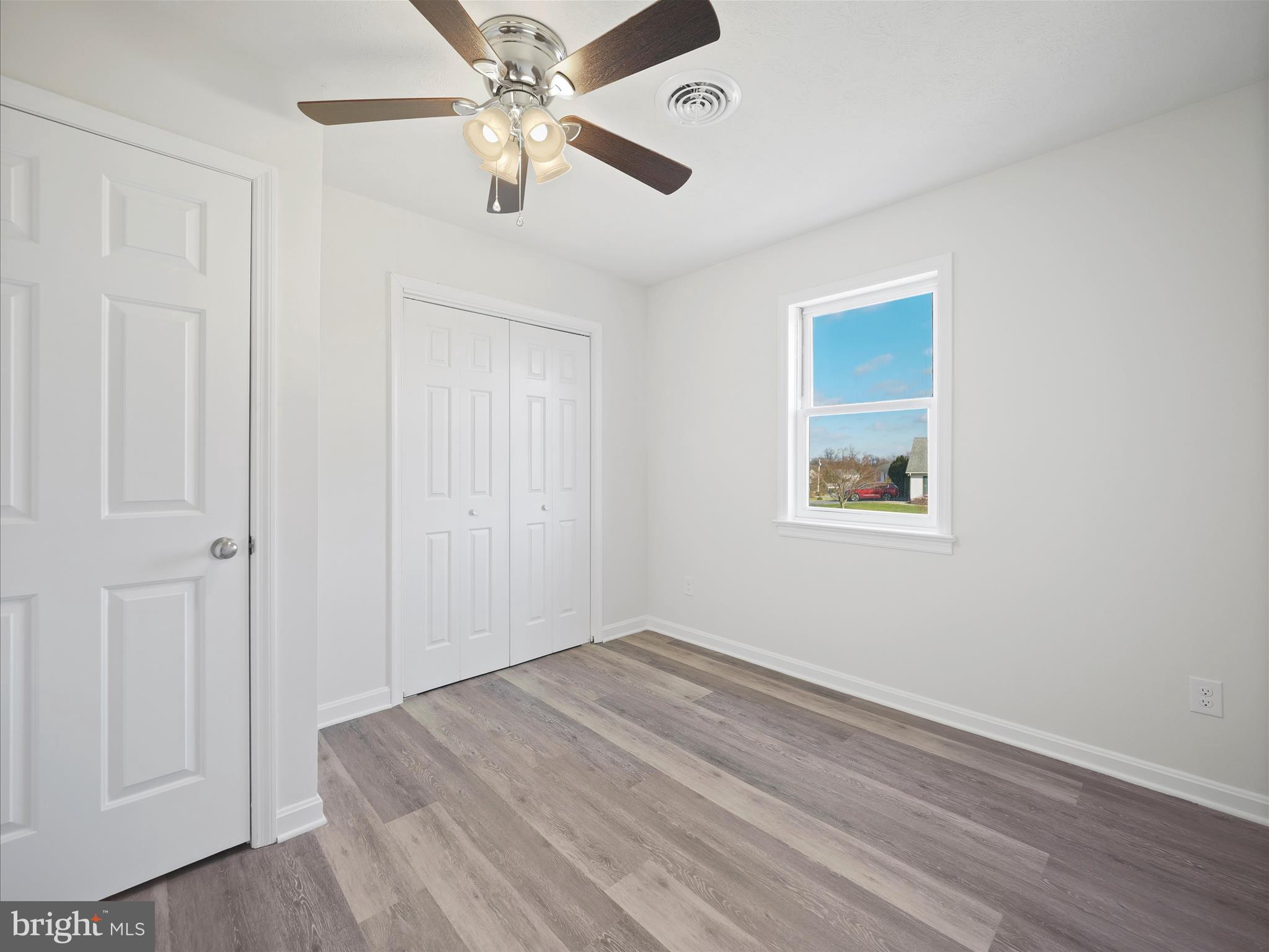 FORT HILL FARMS - Residential