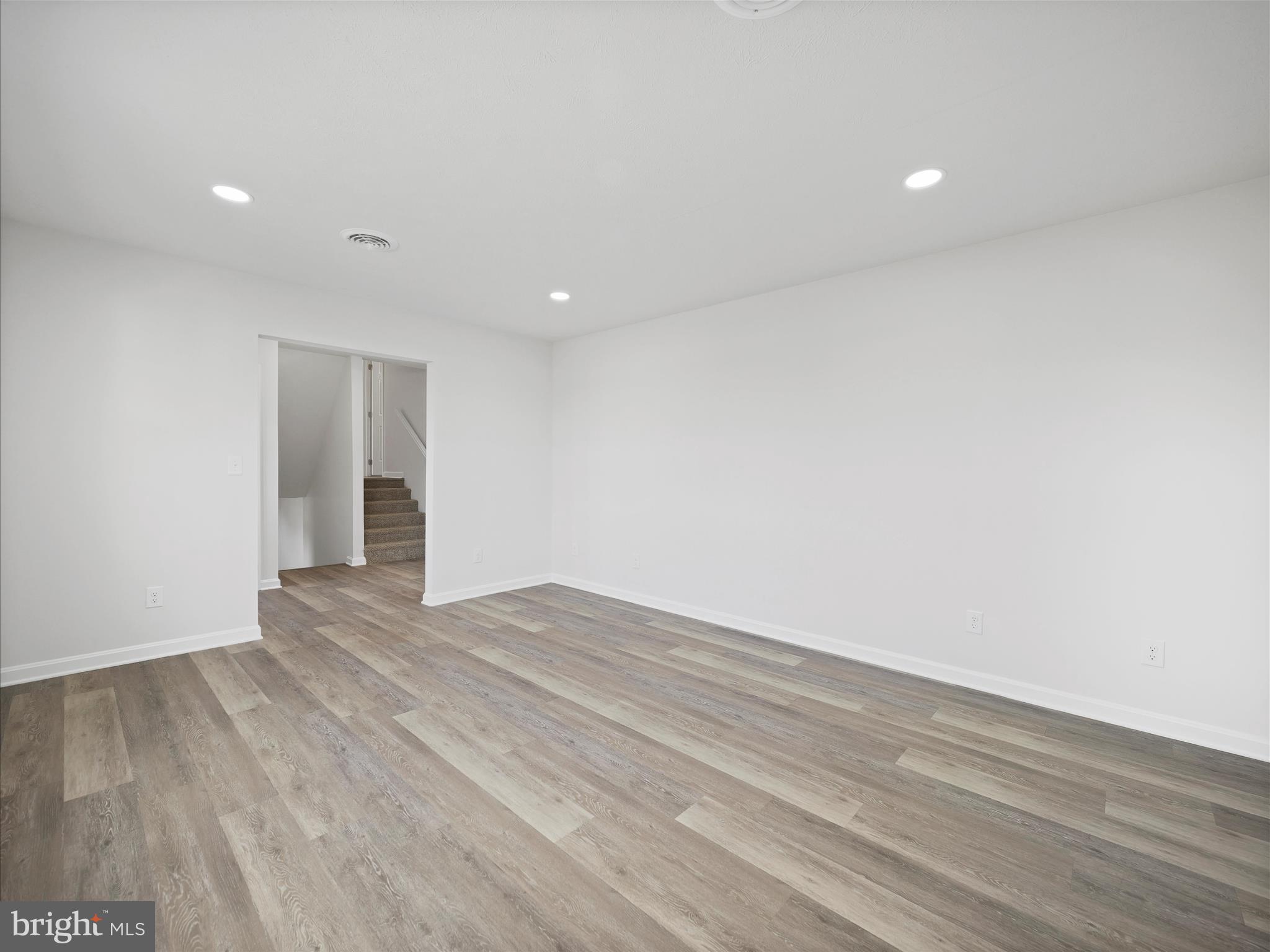 FORT HILL FARMS - Residential