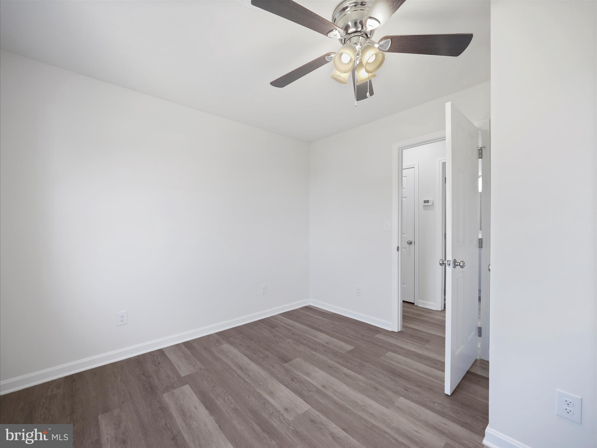 FORT HILL FARMS - Residential