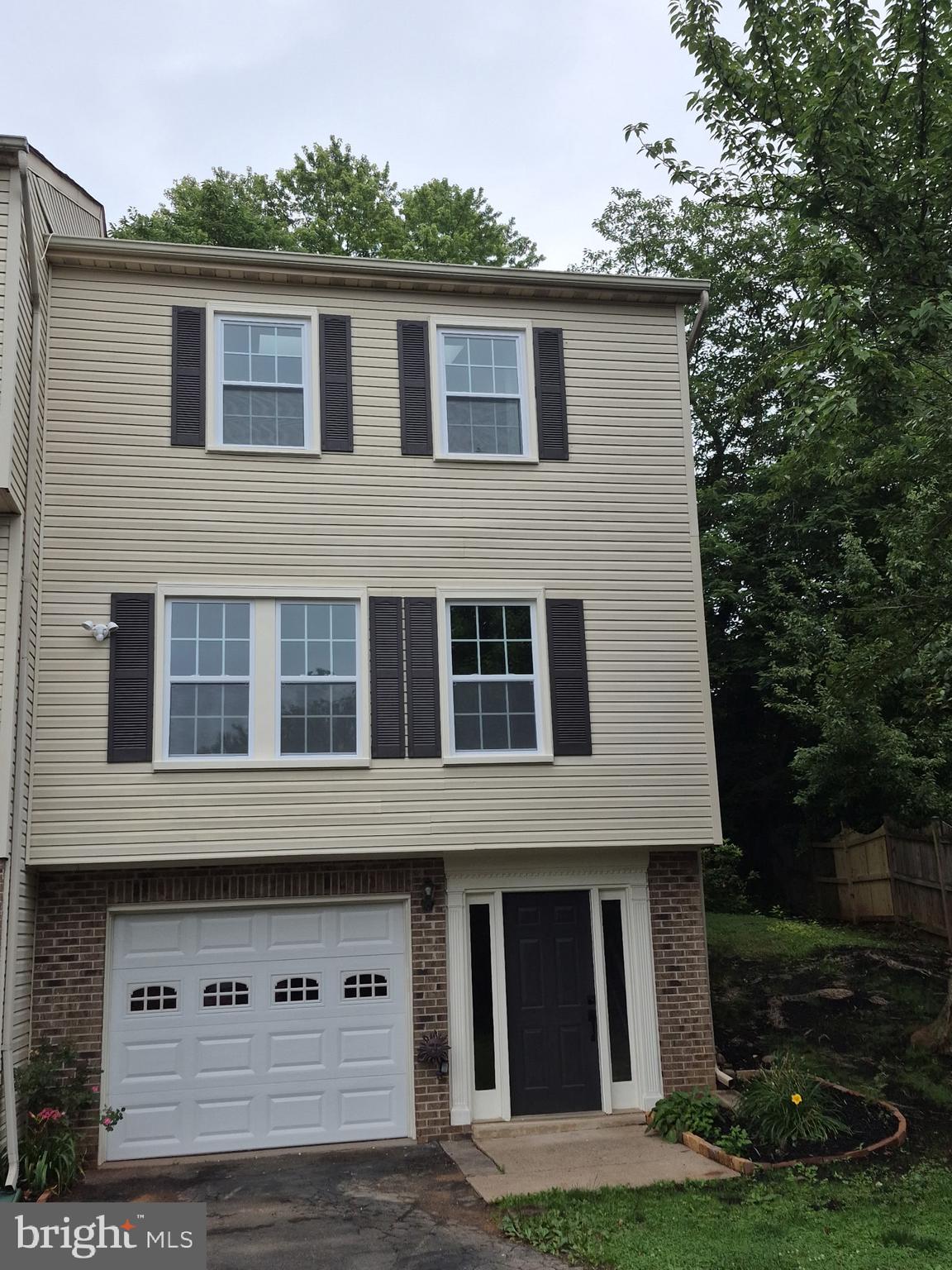 WESTERLY COMMONS - Residential