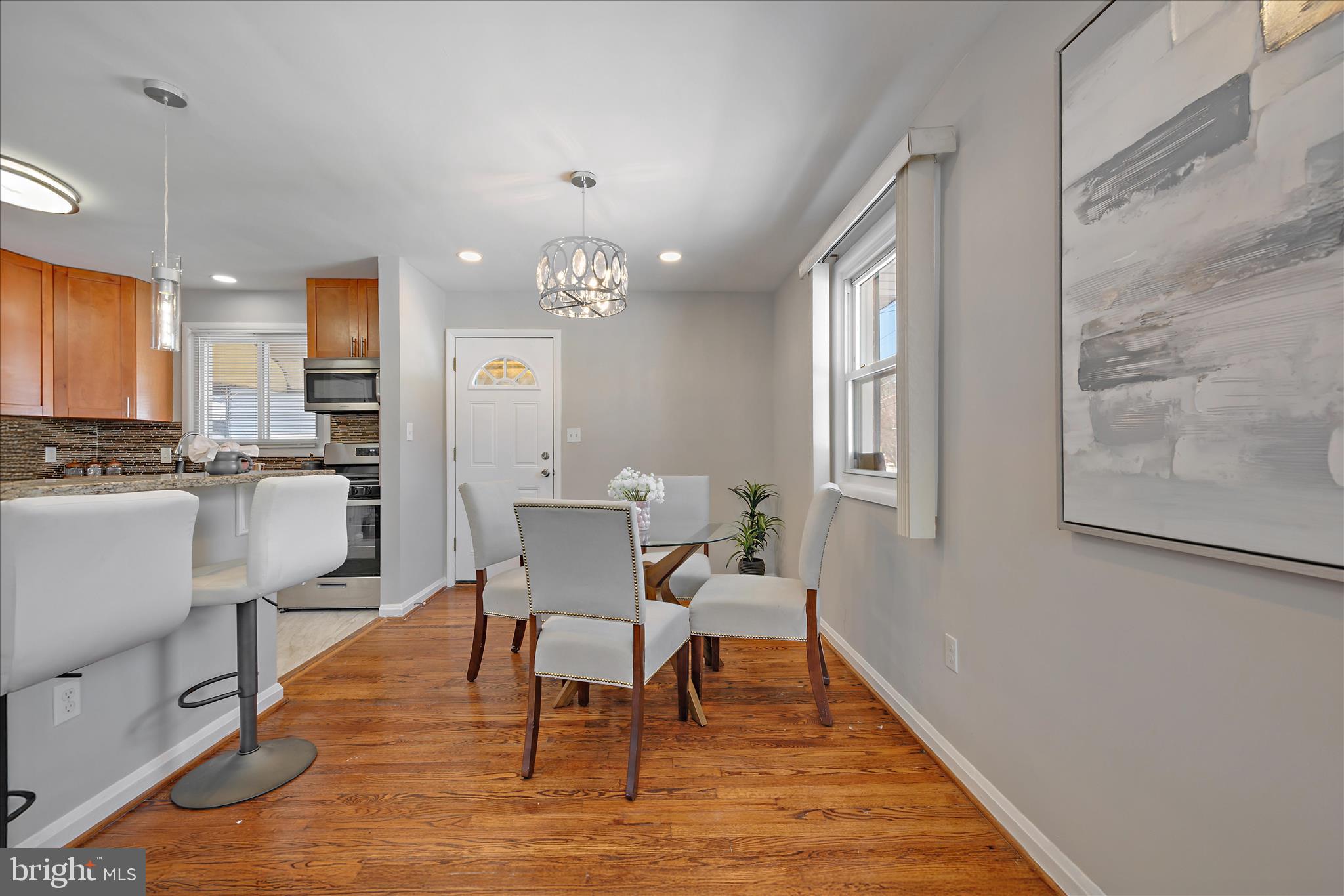 OAK COURT - Residential