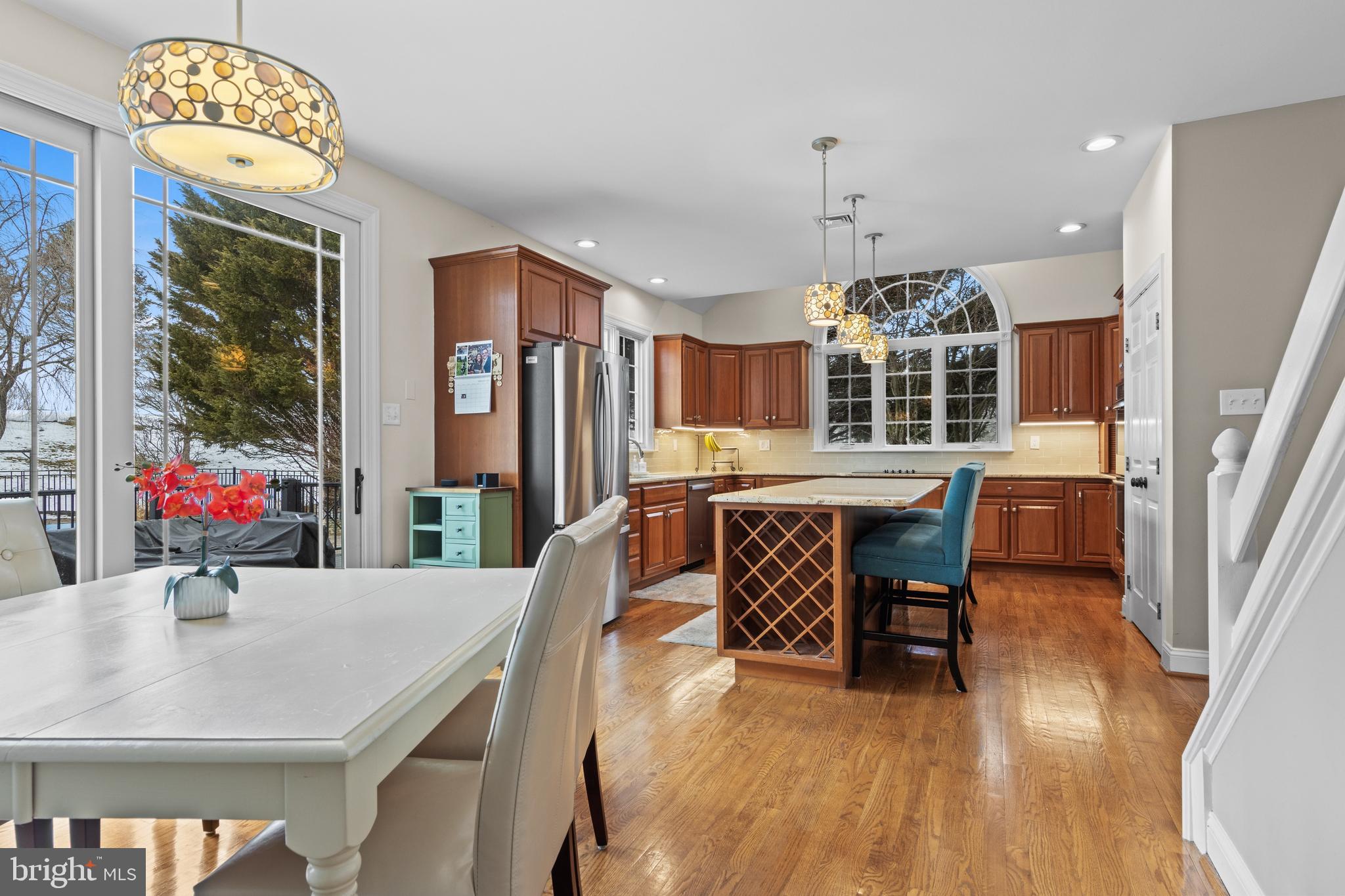 BAINBRIDGE - Residential