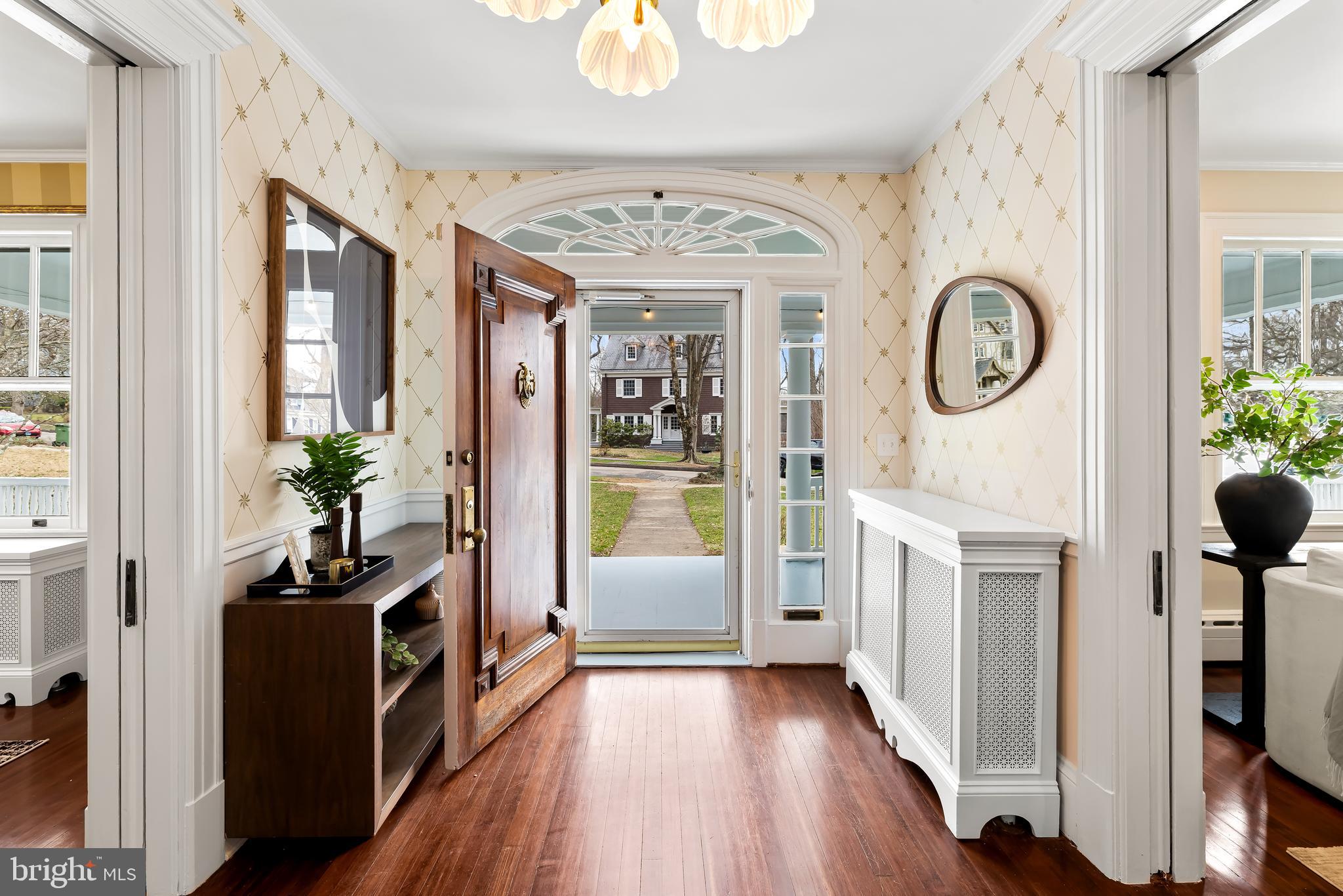 ROLAND PARK - Residential