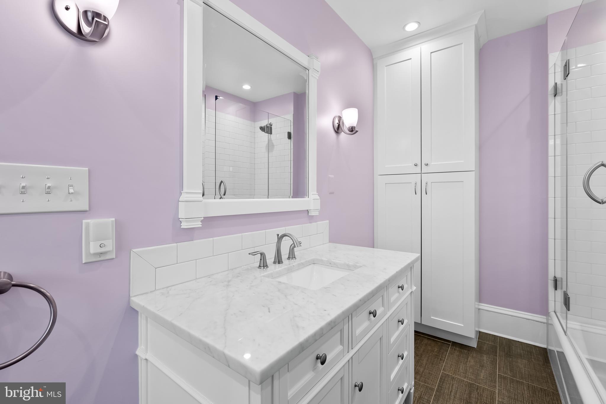 ROLAND PARK - Residential