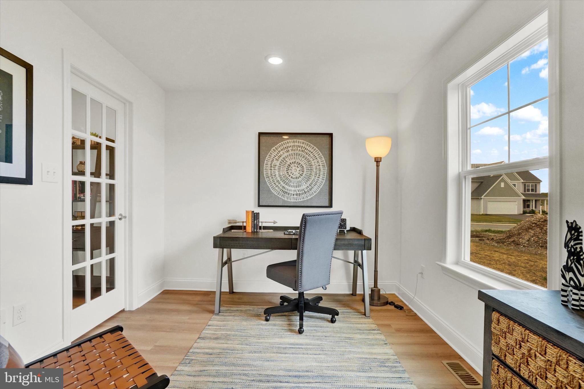 EAGLES VIEW - Residential