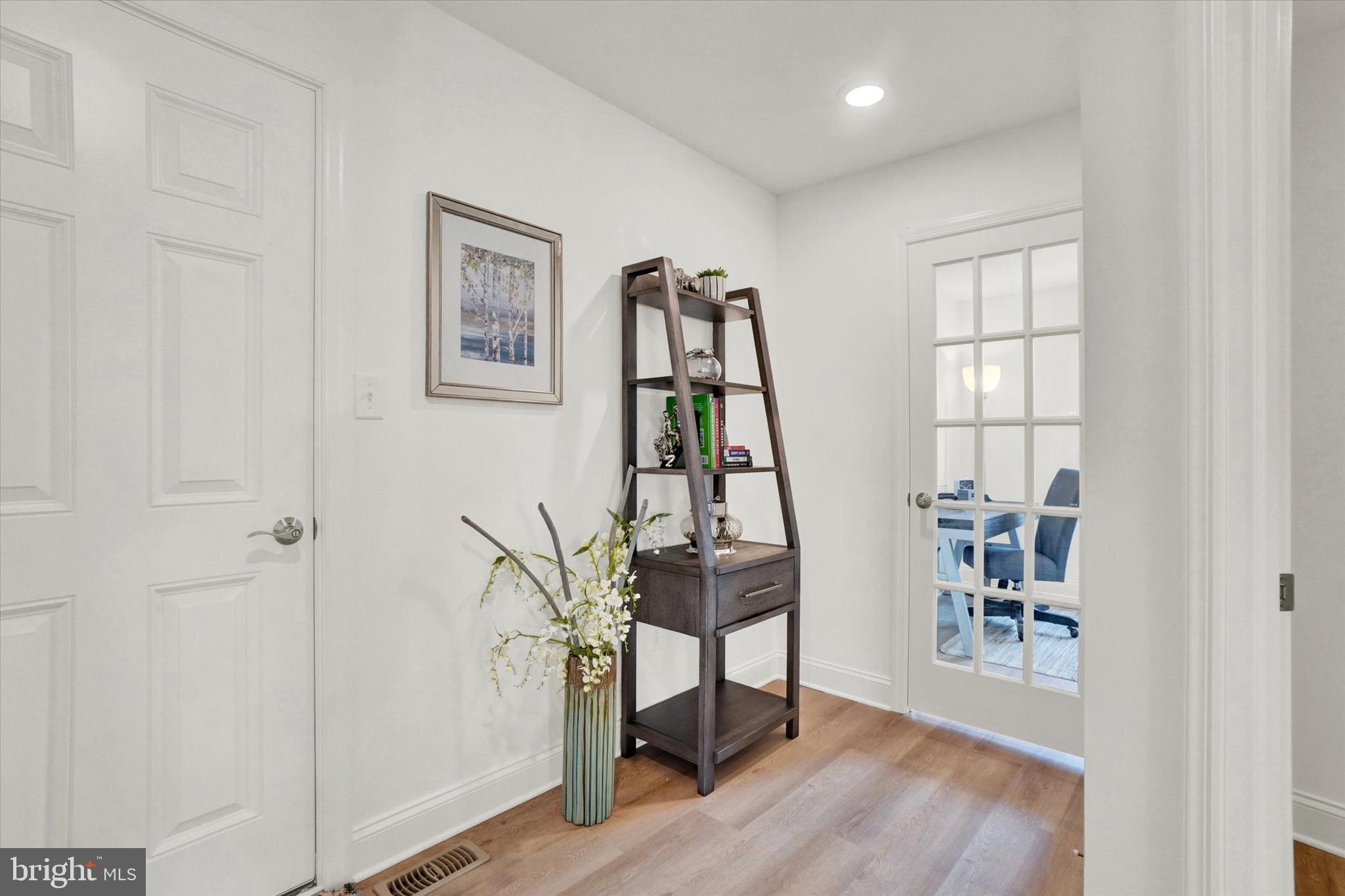 EAGLES VIEW - Residential