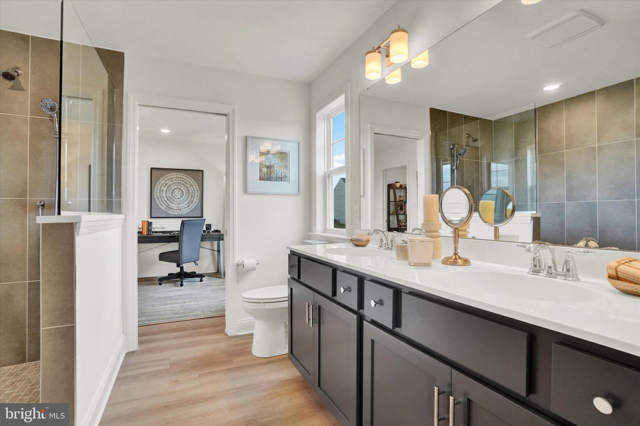 EAGLES VIEW - Residential