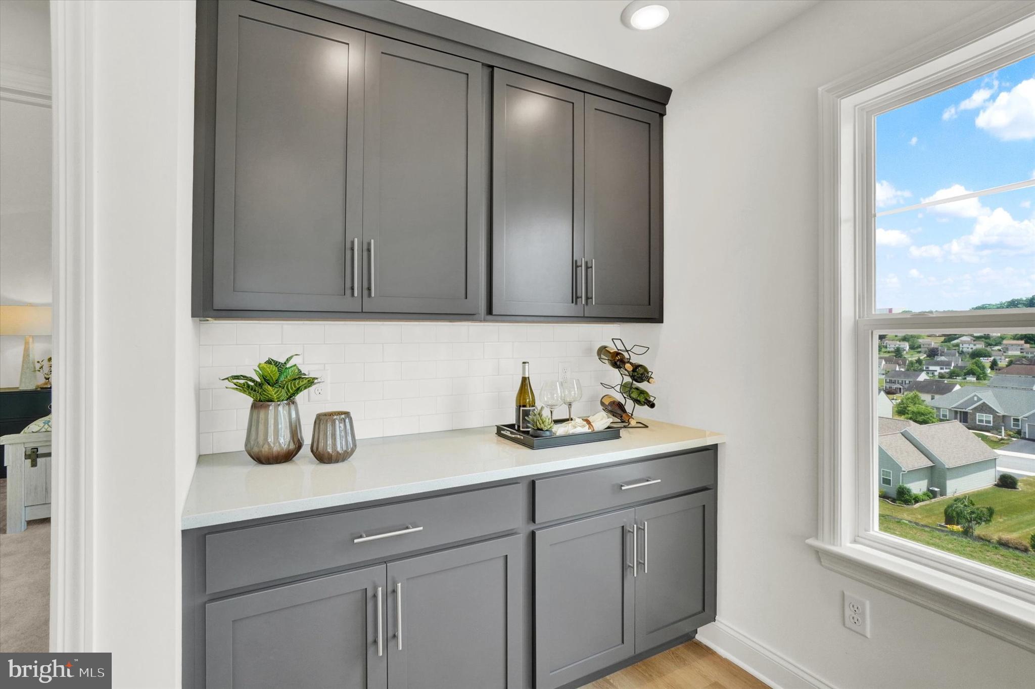 EAGLES VIEW - Residential
