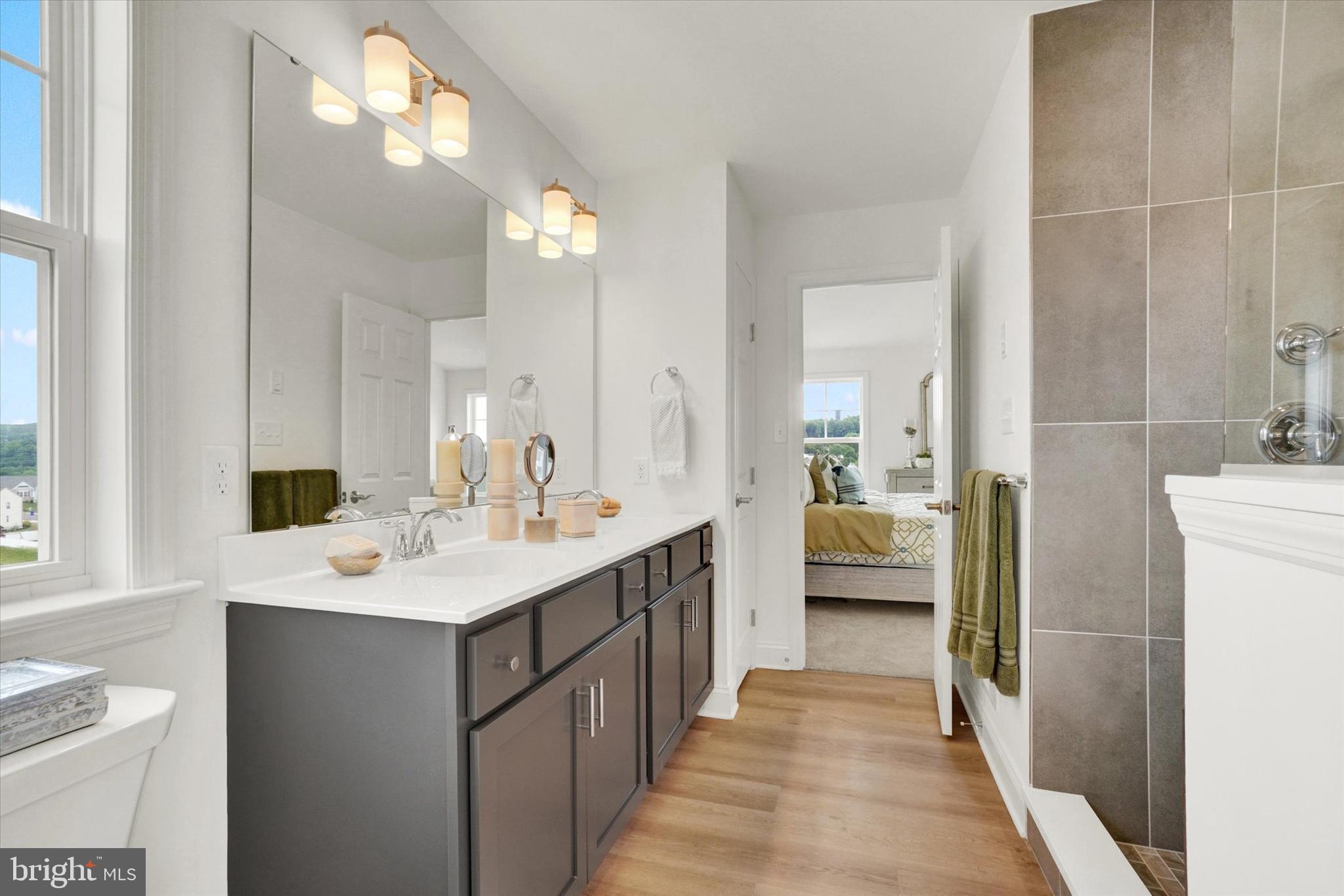 EAGLES VIEW - Residential