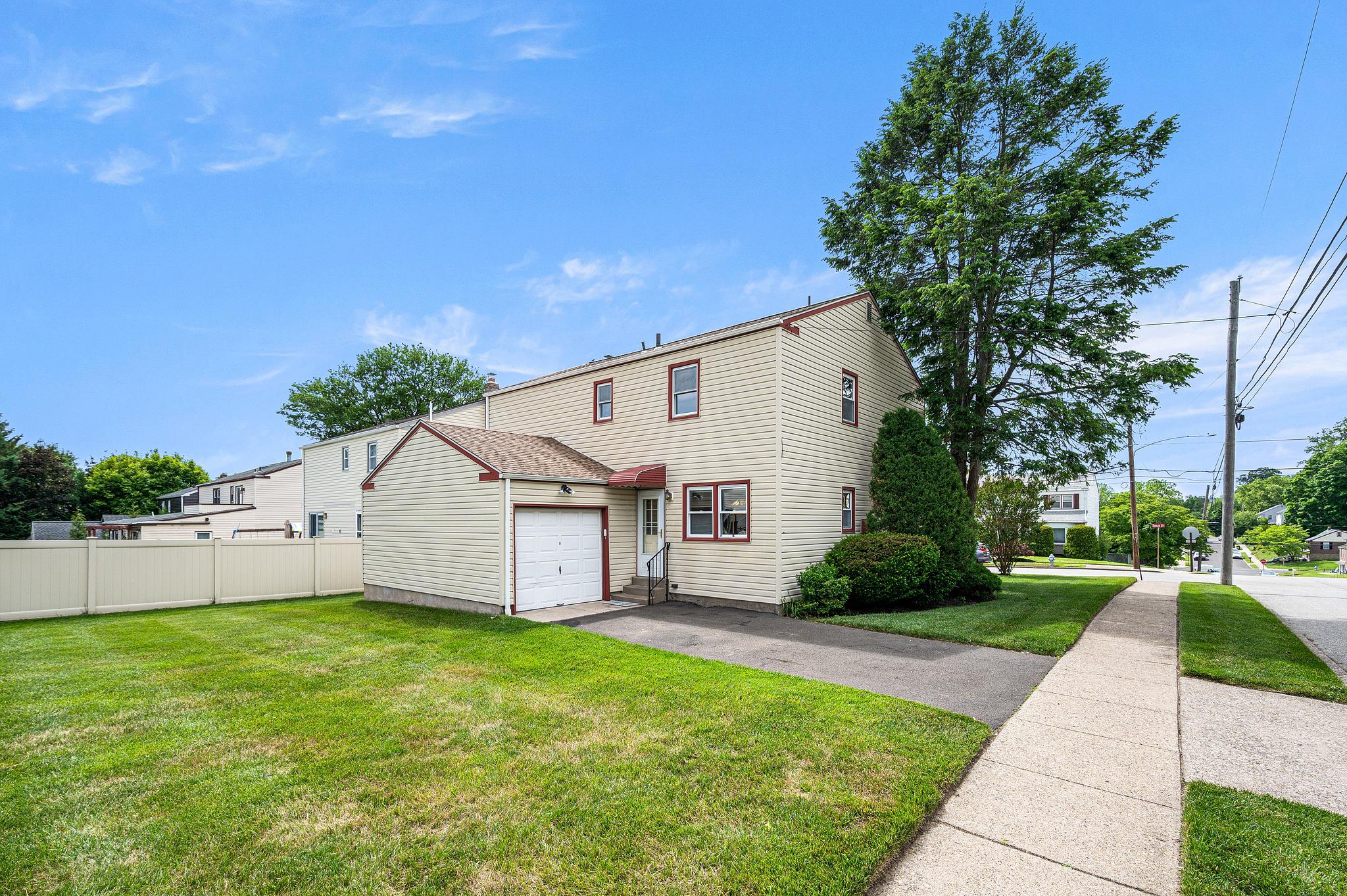 ELKINS PARK - Residential